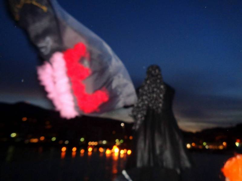 09.jpg